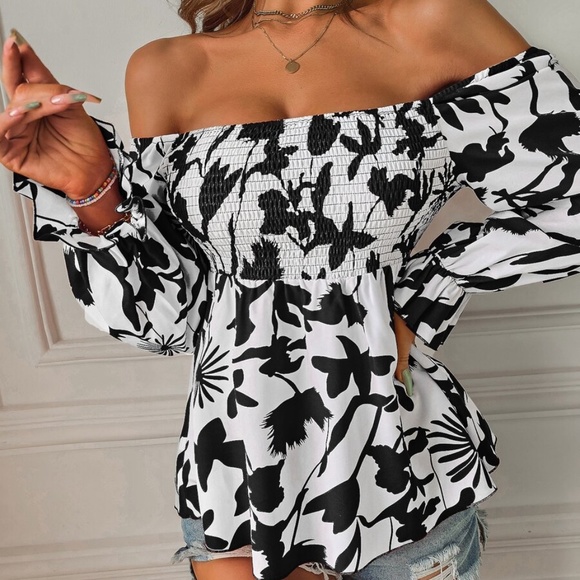 Boho Floral Print Off Shoulder Ruffle Sleeve Blouse - Picture 5 of 8